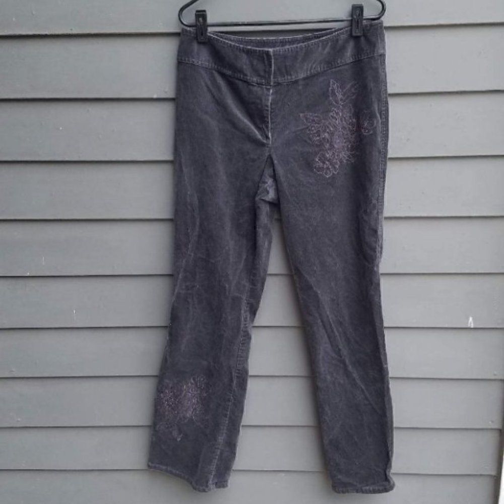 I E Relaxed Cords in Dark Gray/Black  Embellished Front Size 10
